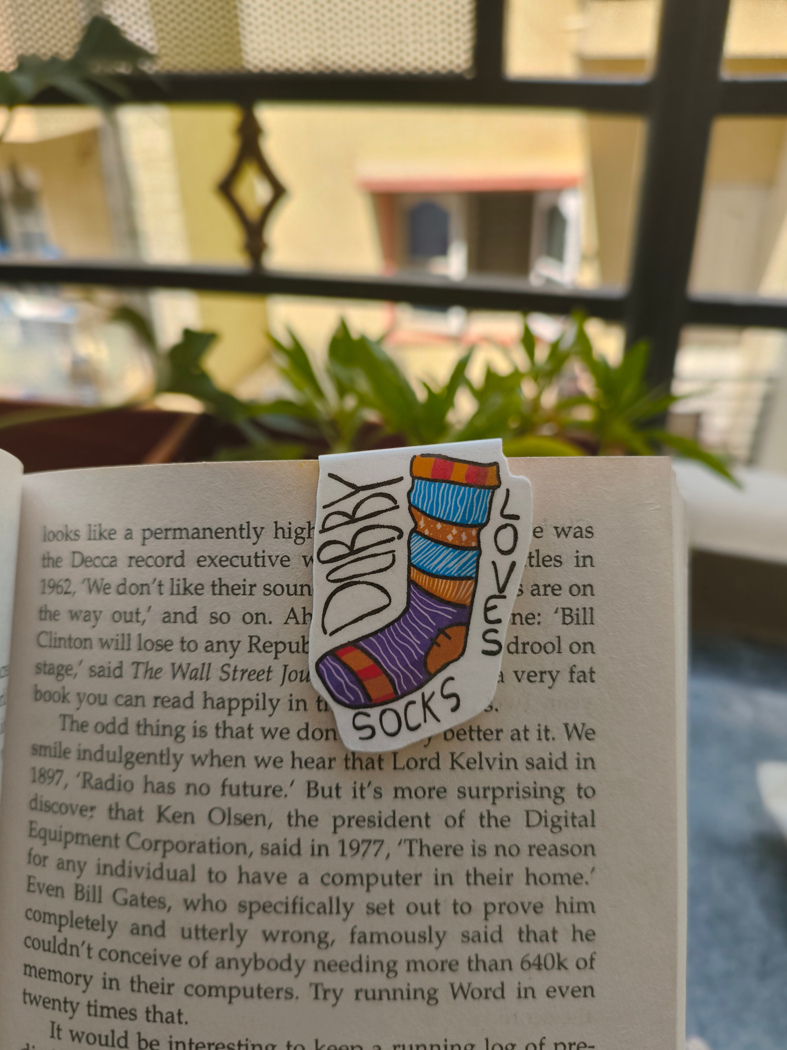 Dobby Loves Socks - Magnetic Bookmark